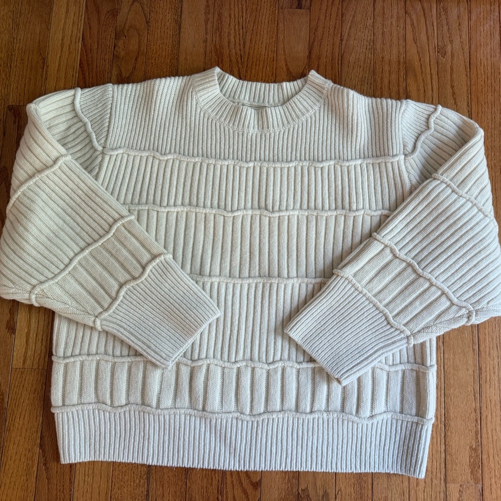 100% wool Zara Cream Ribbed Crew Neck Sweater